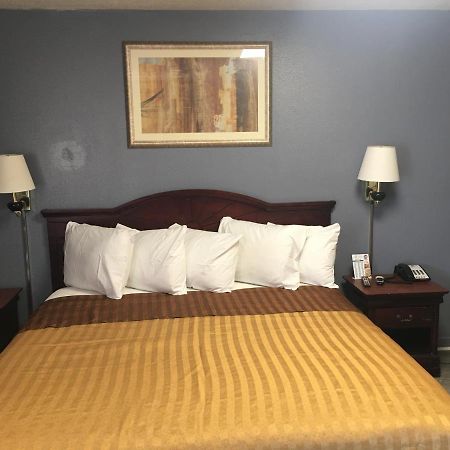 Garden Inn & Suites ニューブラウンフェルズ エクステリア 写真