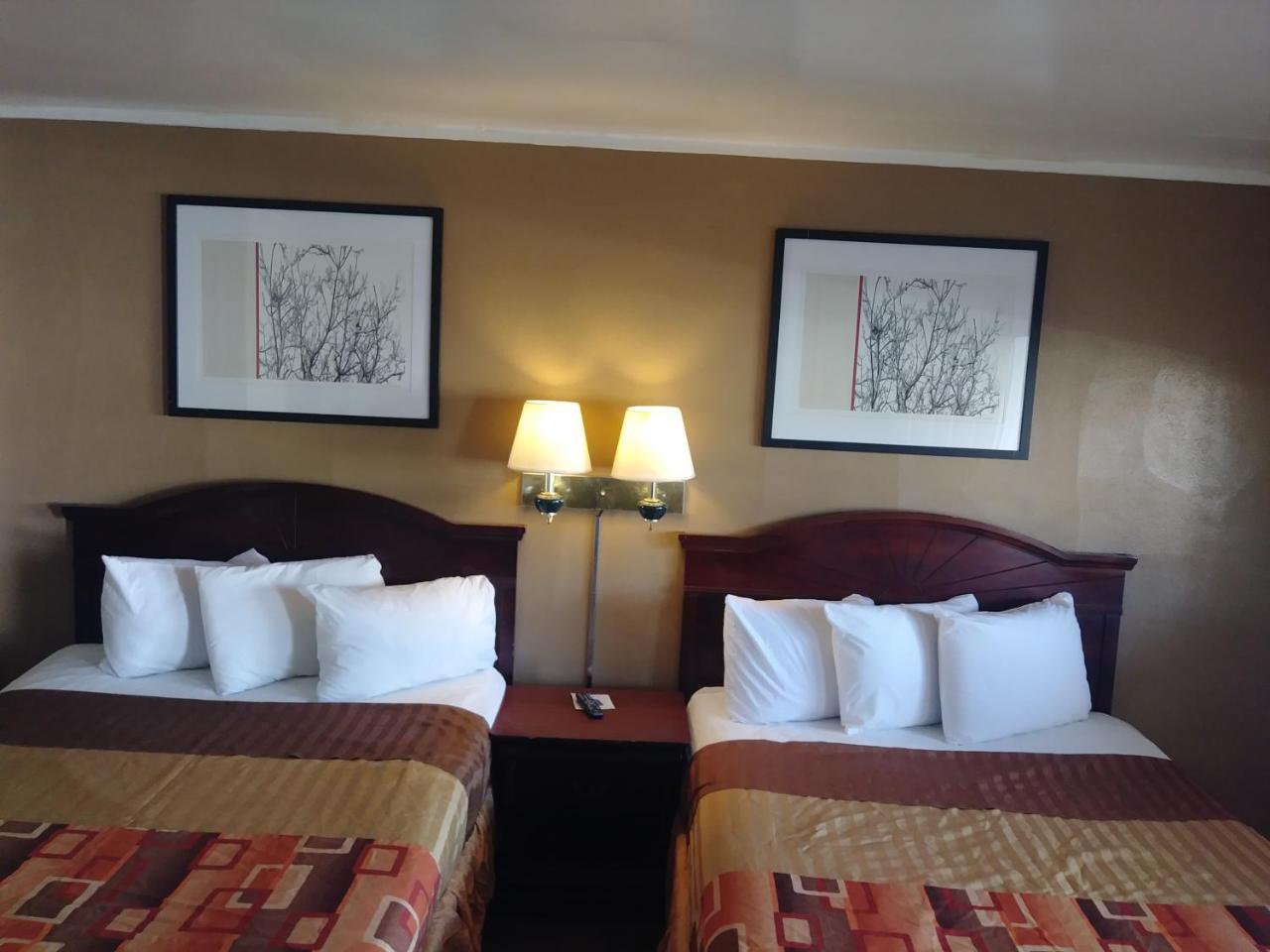 Garden Inn & Suites ニューブラウンフェルズ エクステリア 写真