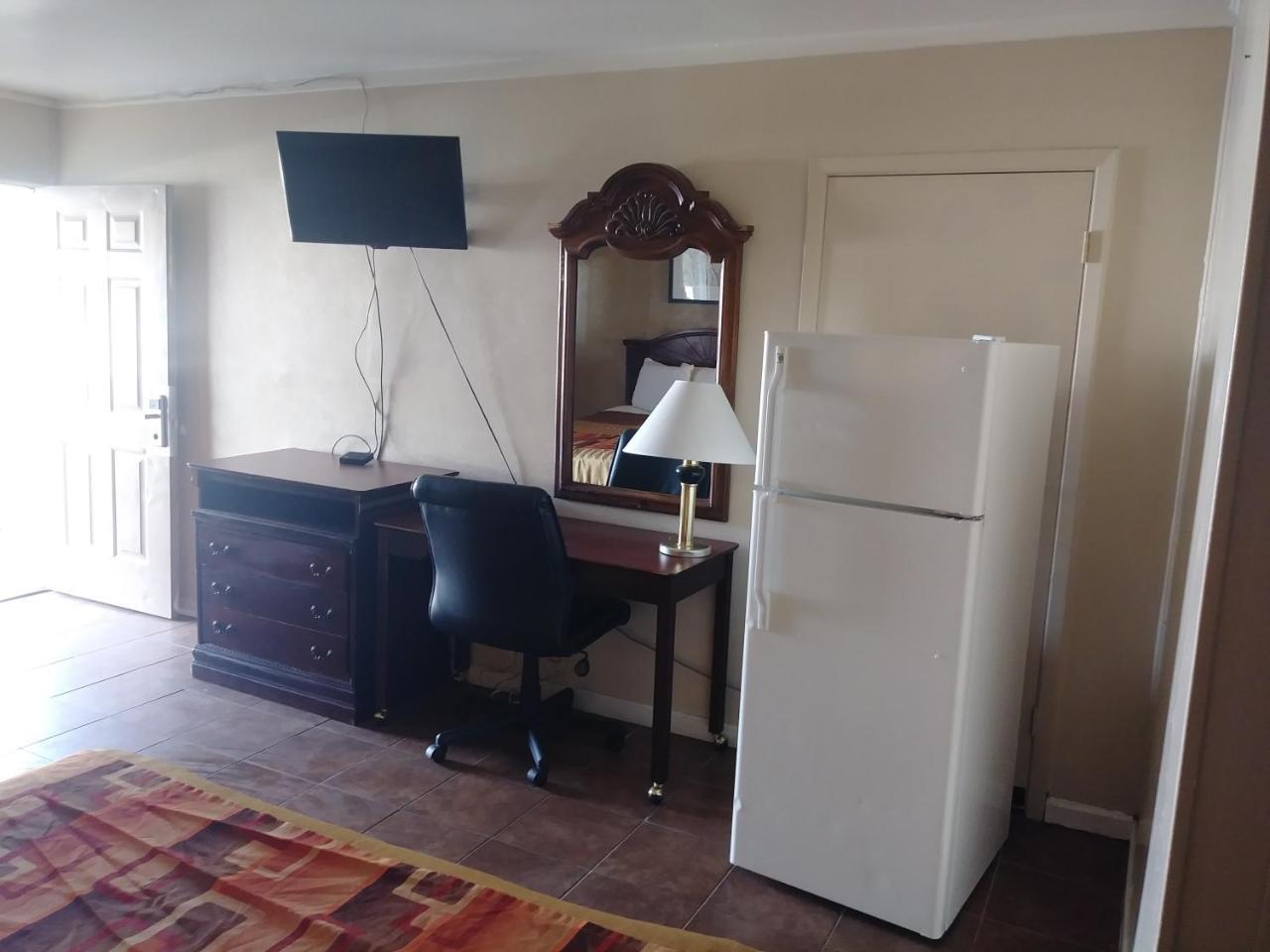 Garden Inn & Suites ニューブラウンフェルズ エクステリア 写真